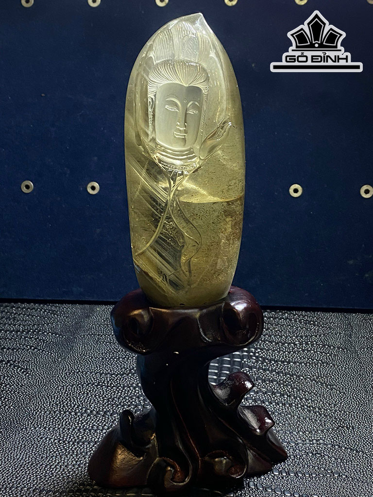 Diện Quan Âm Đá Thạch Anh Ưu Linh Cao 158 Ngang 58 Sâu 48 (mm) 563gr