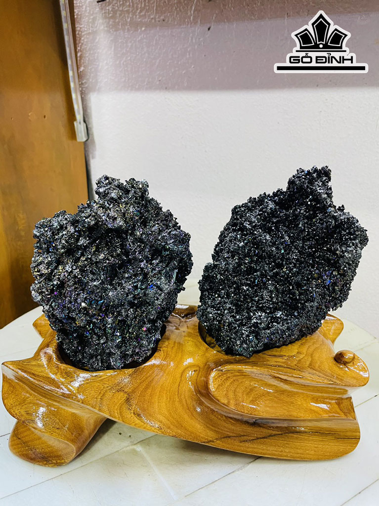 Tác Phẩm Đá Nham Thạch Cao 19 Ngang 22 (cm) 2,6kg