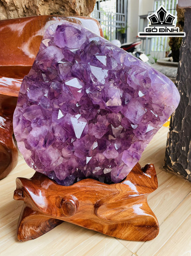 Tinh Thể Đá Thạch Anh Tím Cao 36 Ngang 25 (cm) 12,5kg
