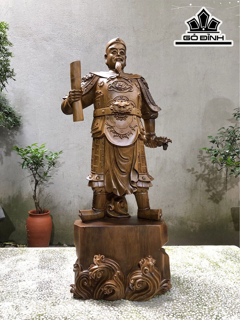 Tượng Trần Quốc Tuấn Gỗ Bách Xanh Cao 88 Ngang 34 Sâu 24 (cm)