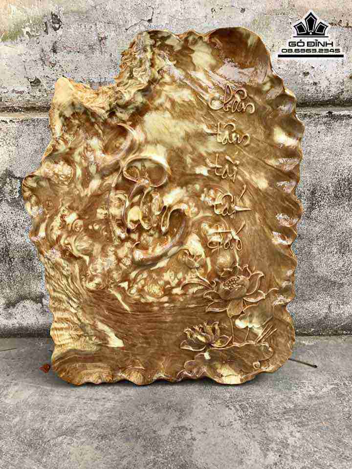 Tranh Chữ Tâm Gỗ Nu Nghiến  Cao 59 Rộng 45 Dày 2.5 (cm)