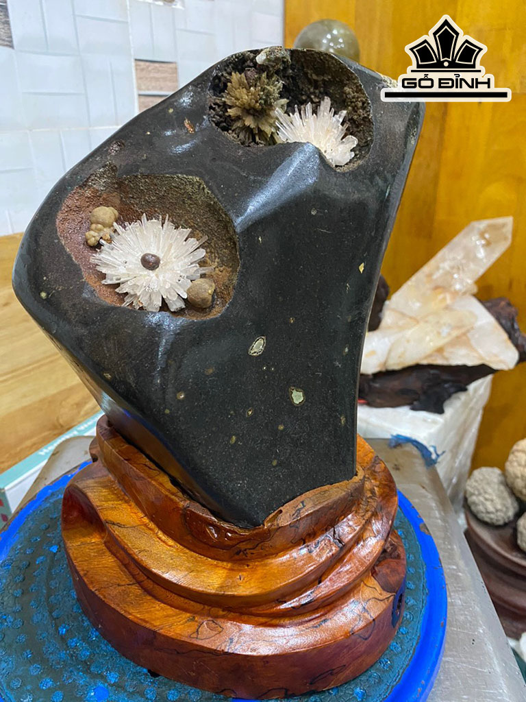 Bông Hoa Ưu Đàm Đá Aragonit Cao 28 (cm) 6,7kg