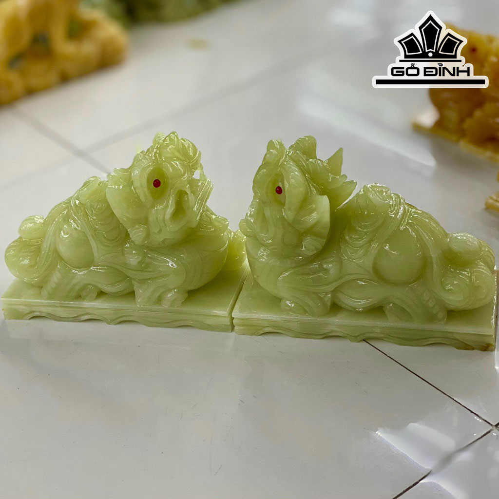 Tượng Tỳ Hưu Đá Ngọc Hoàng Long Cao 20 (cm)