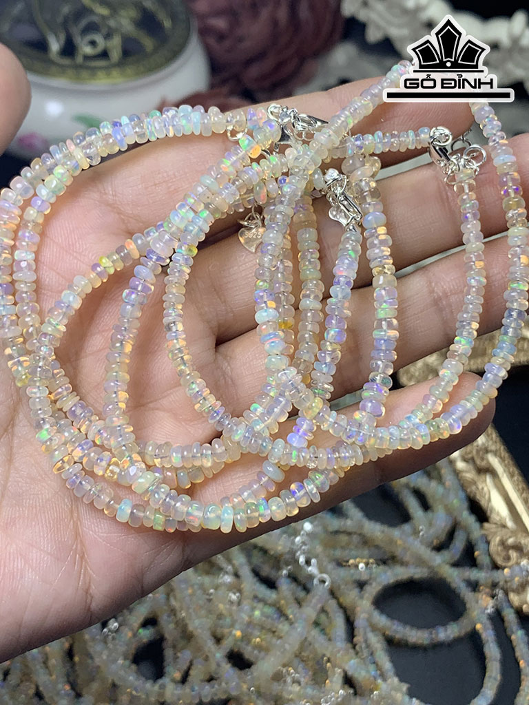 Vòng Tay Đá Sắc Màu (Opal) Đường Kính Hạt 3,5 (mm)