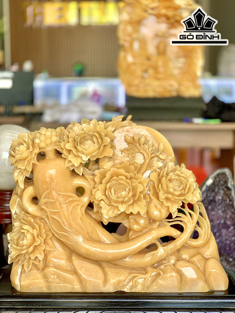 Tác Phẩm Đá Ngọc Hoàng Long Cao 90 Ngang 86 Sâu 25 (cm) 86kg