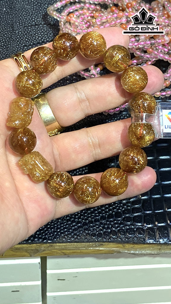 Vòng Tay Đá Thạch Anh Tóc Nâu Đường Kính 14.18 (mm) 313,92cts