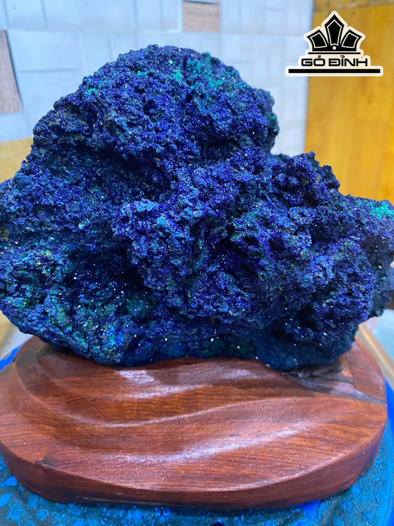 Tác Phẩm Đá Azurite Cao 20 Ngang 20 (cm) 4kg