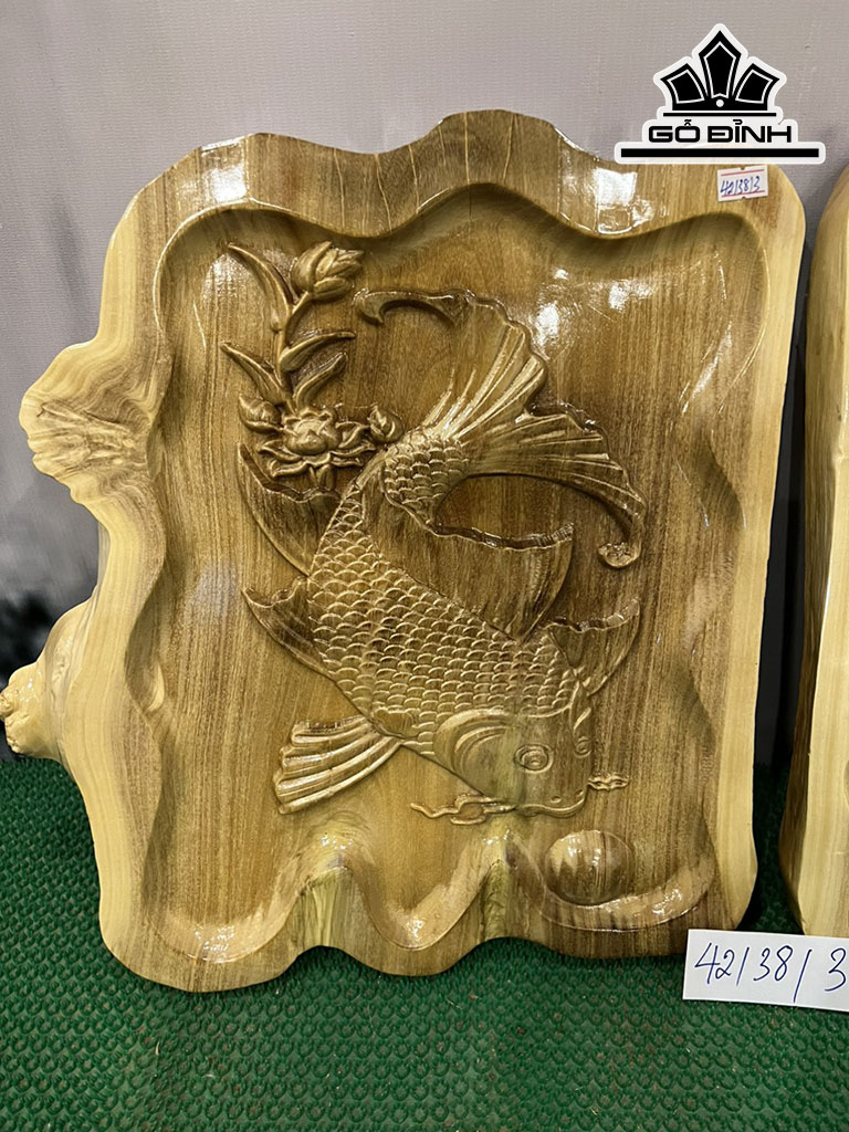 Tranh Con Cá Gỗ Nu Nghiến Cao 38 Ngang 42 Sâu 3 (cm)