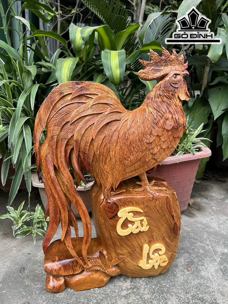 Tượng Gà Phong Thủy Gỗ Hương Cao 47 Ngang 28 Sâu 10 (cm)