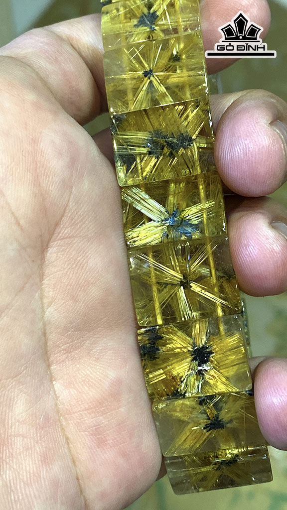 Vòng Bản Hoa Thị Đá Thạch Anh Tóc Vàng Đường Kính 19,5 (mm) 79gr