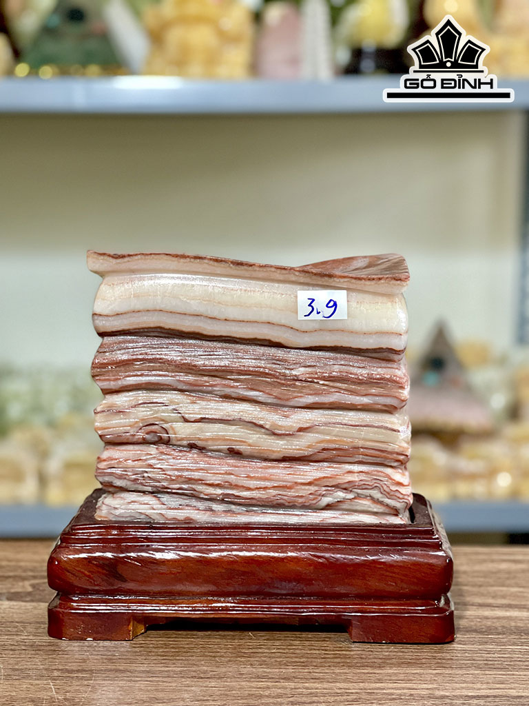 Tác Phẩm Thịt Heo Đá Canxit Cao 18 Ngang 15 (cm) 3,89kg