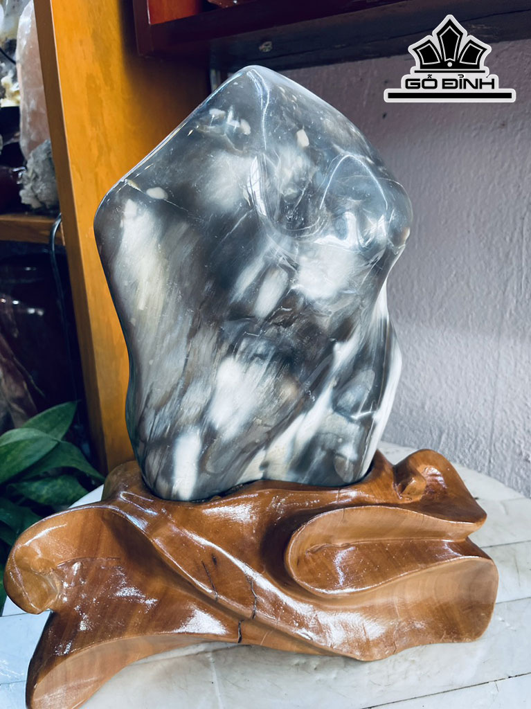 Tác Phẩm Gỗ Hóa Thạch Cao 30 Ngang 15 (cm) 5,3kg