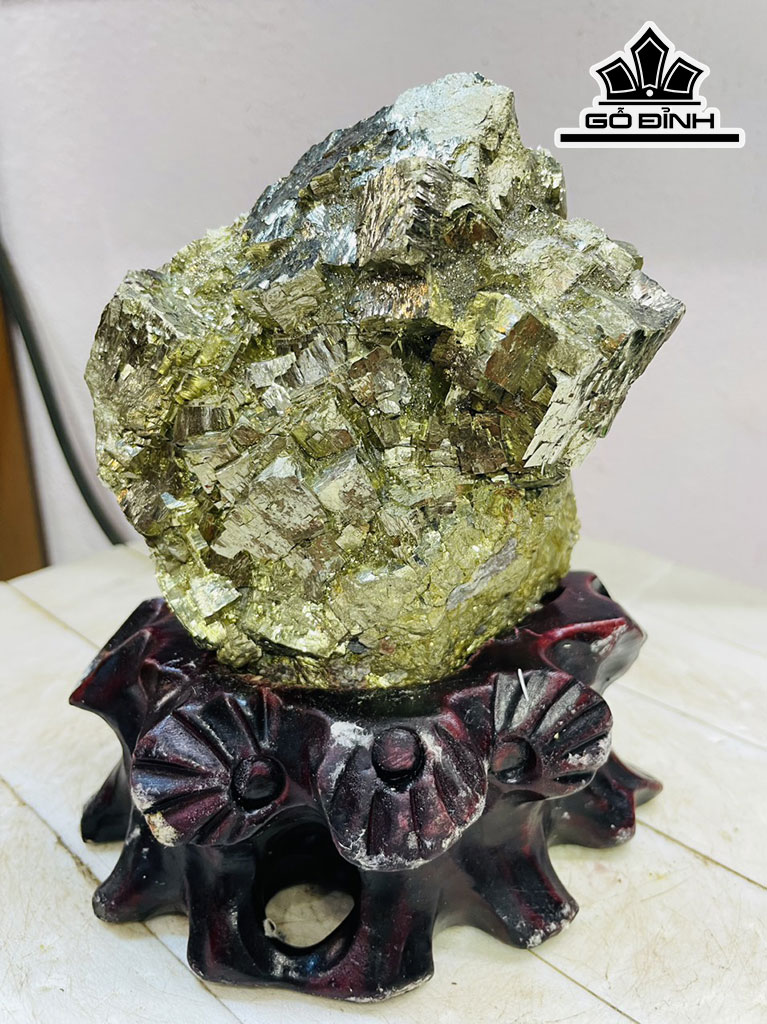 Tinh Thể Đá Pyrite Cao 17 Ngang 22 (cm) 2,2kg