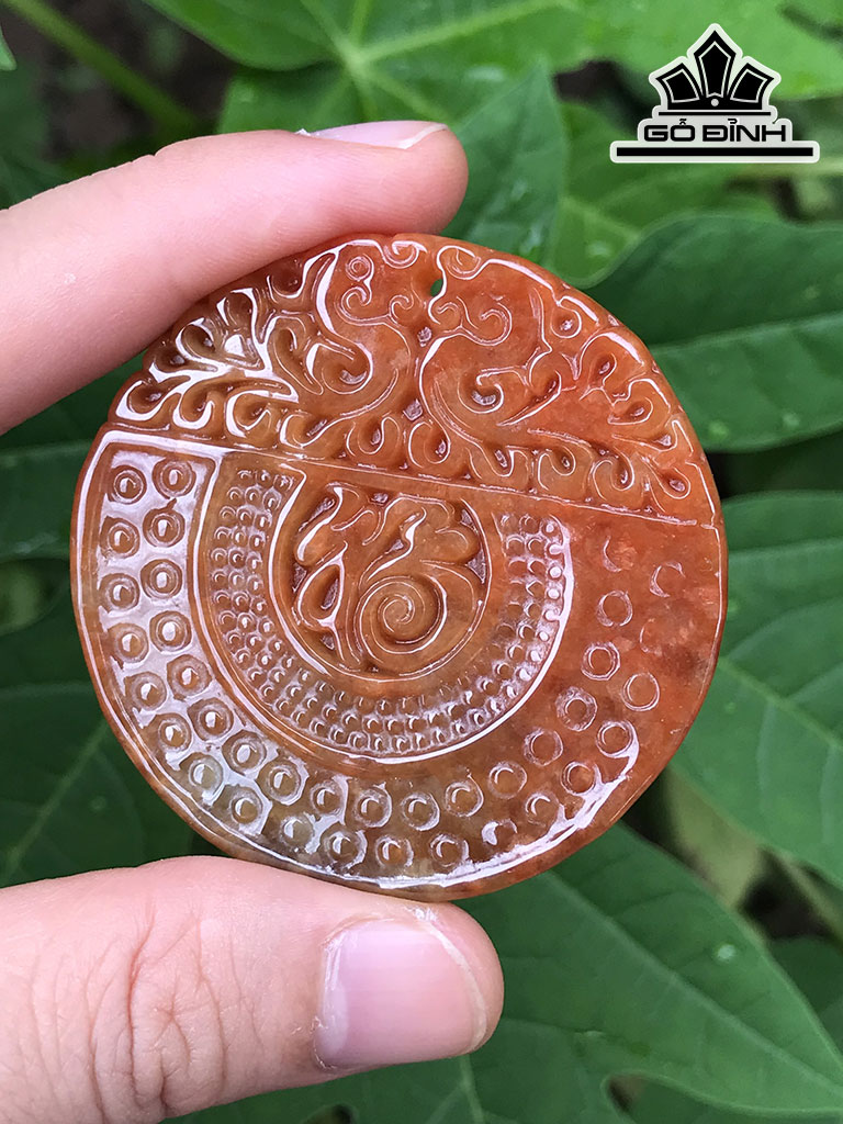 Mặt Dây Chuyền Đá Cẩm Thạch (Jadeite) Cao 5,,2 Ngang 5,2 Sâu 3,5 (cm)