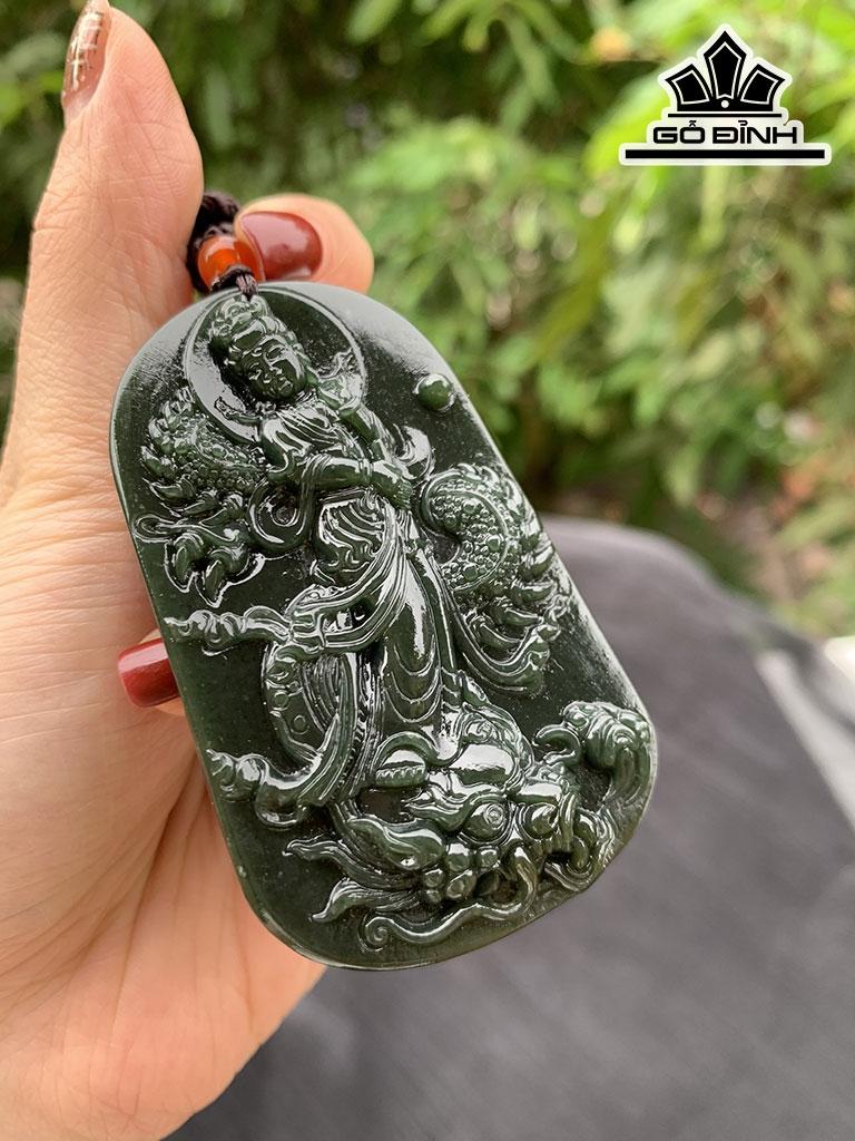 Mặt Dây Chuyền Đá Ngọc Bích (Nephrite Jade) Cao 60 Ngang 40 (mm)
