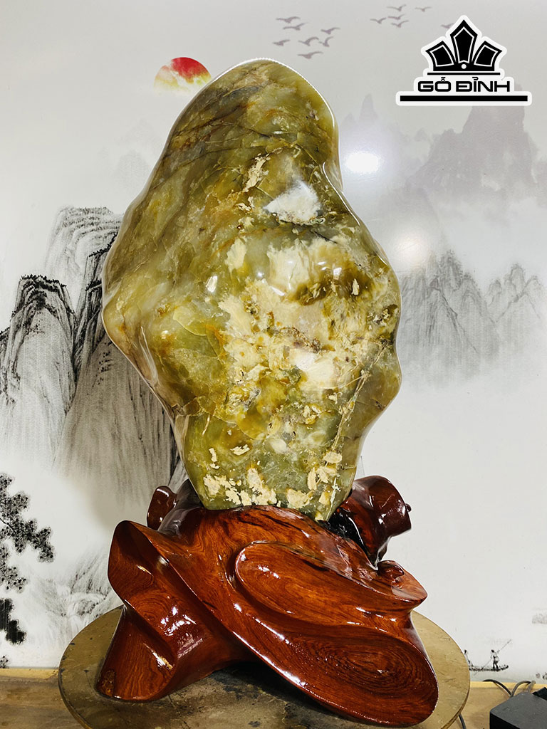 Tác Phẩm Đá Opal Cao 55 Ngang 32 (cm) 25,6kg