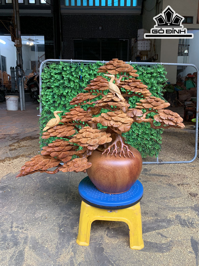 Bình Tùng Gỗ Hương Cao 46 Ngang 55 Sâu 25 (cm)