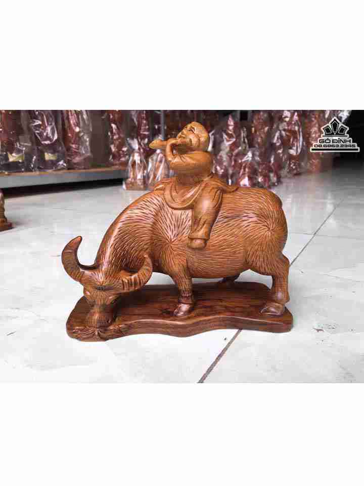 Tượng Chú Tiểu Chăn Trâu Gỗ Bách Xanh  Cao 18 Rộng 16 Dày 8 (cm)