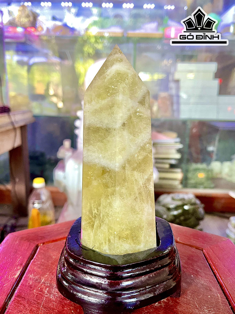 Trụ Đá Thạch Anh Vàng Cao 23 (cm) 1,04kg