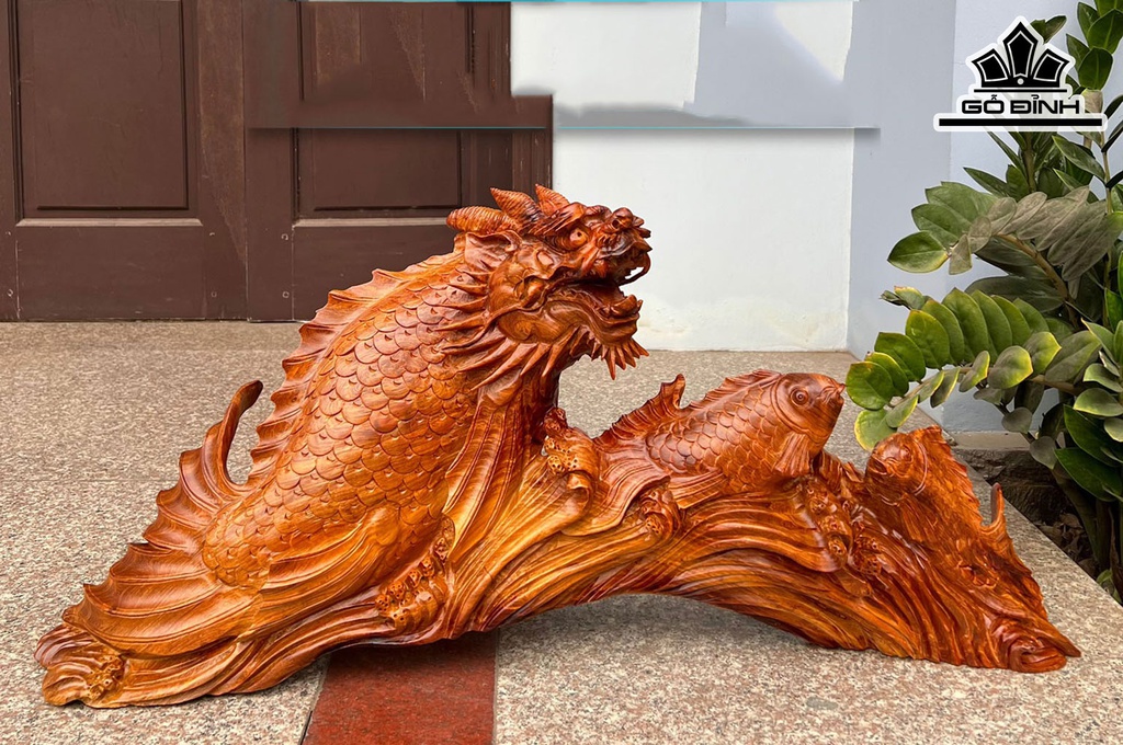 Tượng Cá Chép Hóa Rồng Gỗ Hương Cao 95 Ngang 43 Sâu 20 (cm)