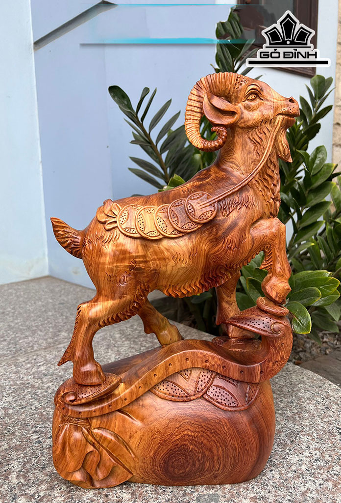 Tượng Nhất Dương Gỗ Hương Cao 45 Ngang 28 Sâu 12 (cm)