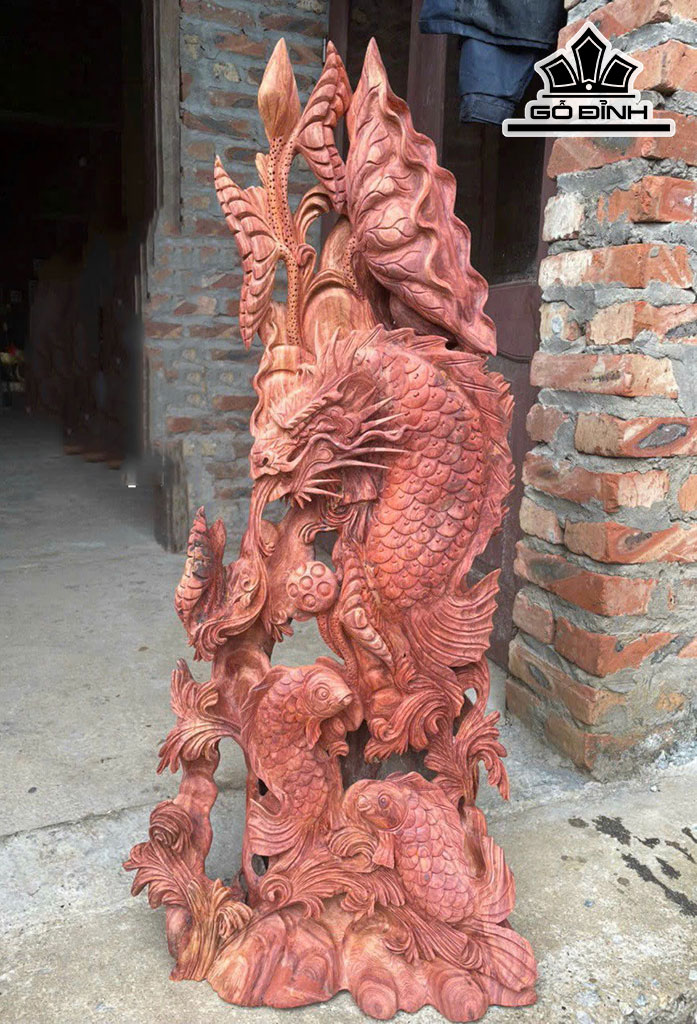 Tượng Cá Chép Hóa Rồng Gỗ Hương Cao 86 Ngang 42 Sâu 18 (cm)