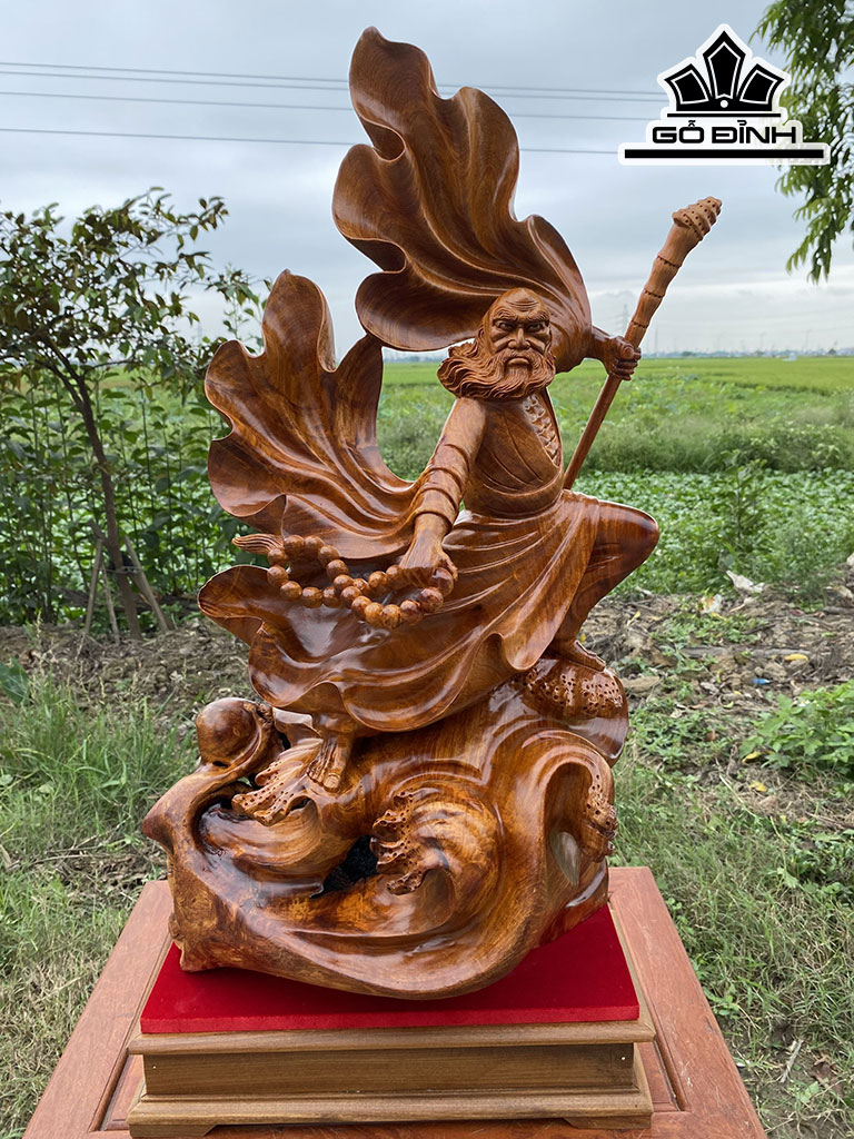 Tượng Đạt Ma Sư Tổ Gỗ Hương Cao 74 Ngang 39 Sâu 20 (cm)