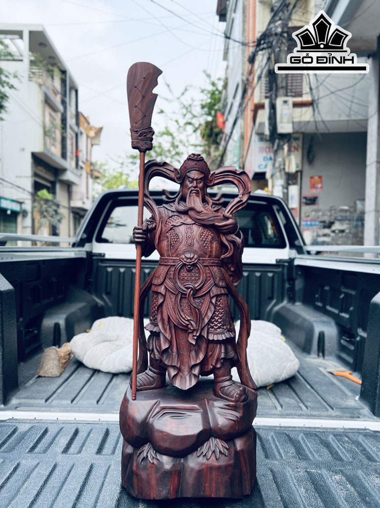 Tượng Quan Công Gỗ Tử Đàn Cao 77 Ngang 31 Sâu 27 (cm)