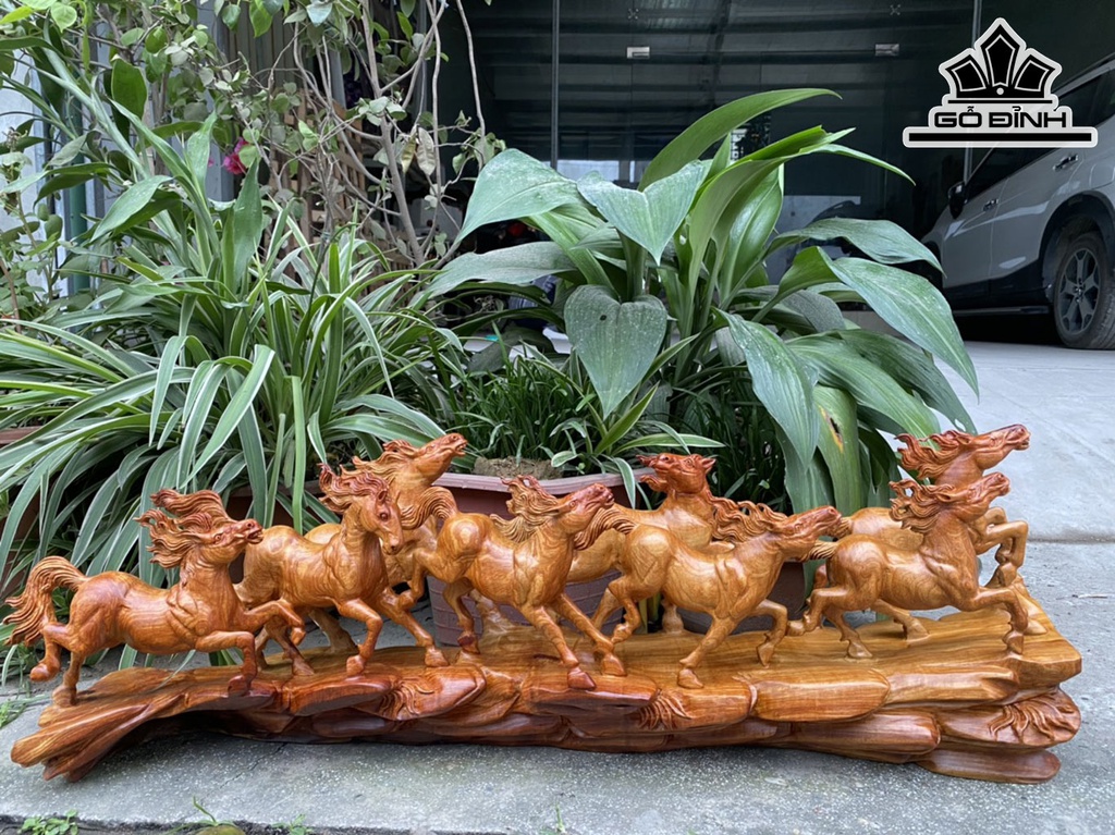 Tượng Bát Mã Gỗ Hương Cao 30 Ngang 88 Sâu 17 (cm)