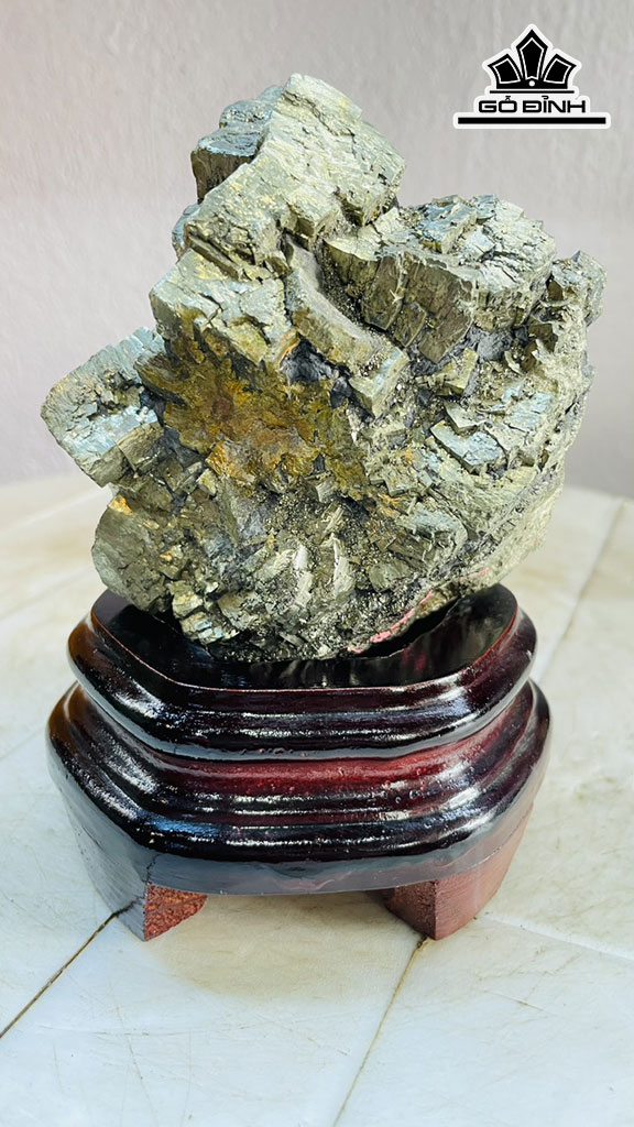 Tinh Thể Đá Pyrite Cao 15 Ngang 10 (cm) 1,2kg