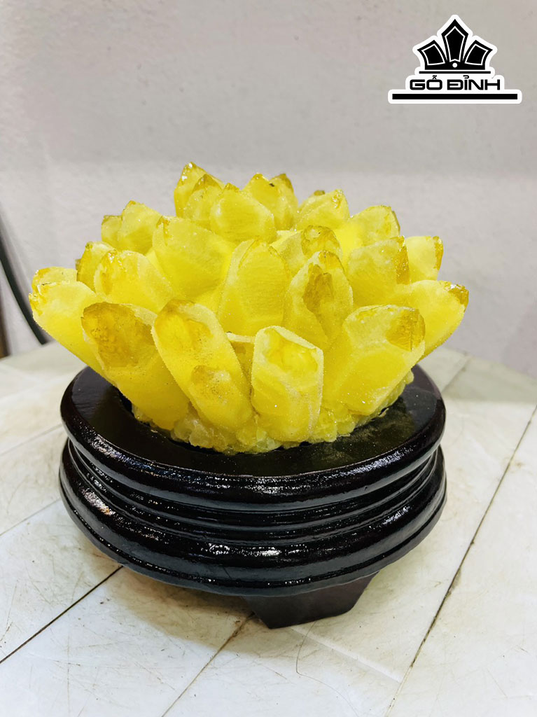 Tinh Thể Đá Thạch Anh Vàng Cao 14 Ngang 15 (cm) 1,9kg