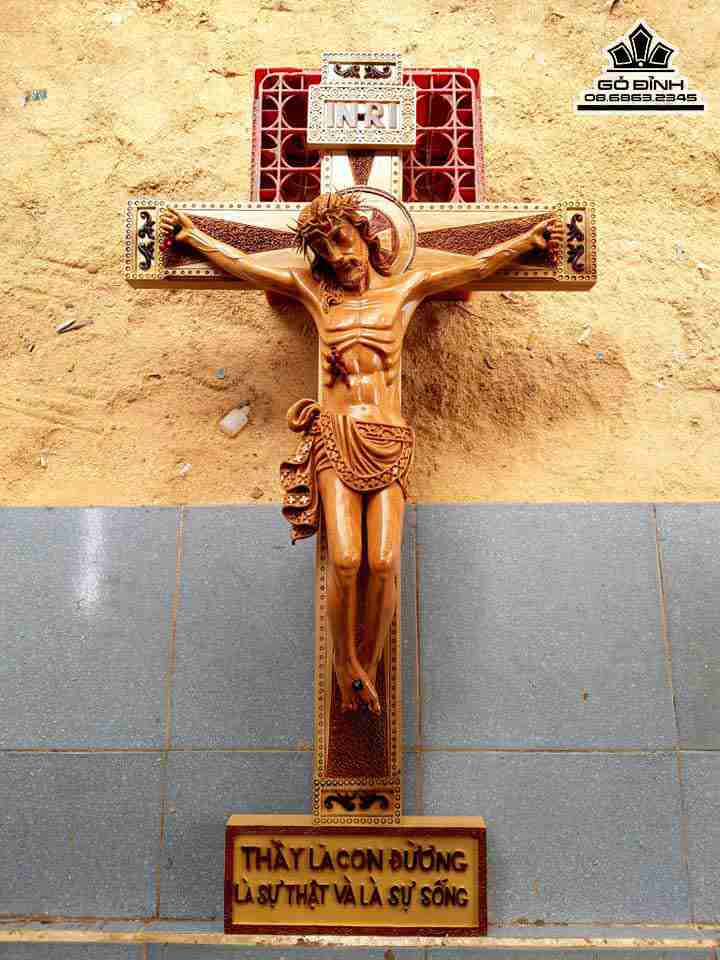 Tượng Chúa Chịu Nạn Gỗ Trai  Cao 70 Rộng 64 Cây Thánh Giá Cao 140 Rộng 75 (cm)