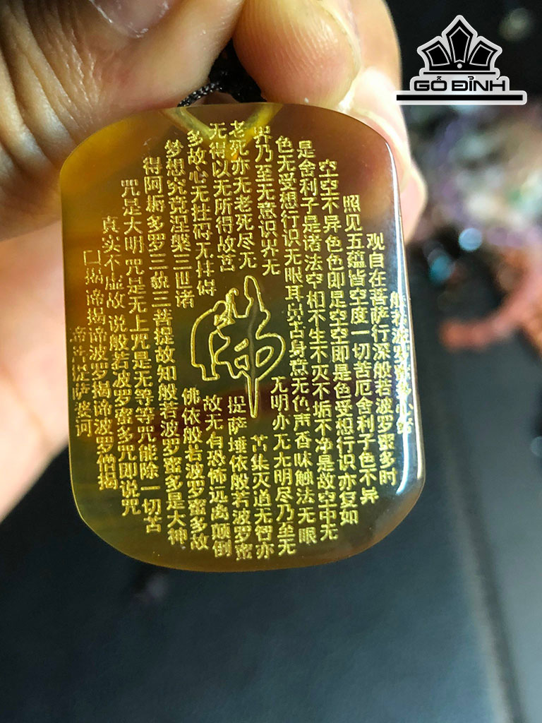 Mặt Dây Chuyền Đá Hổ Phách Cao 38 Ngang 29 Sâu 9 (mm) 7,7gr