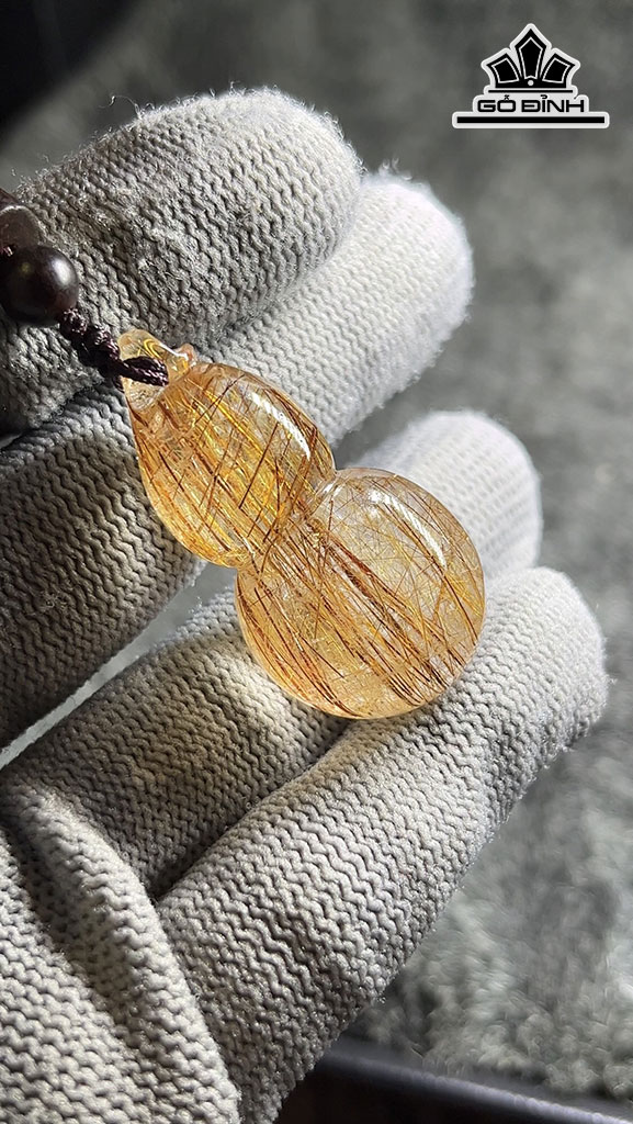 Mặt Dây Chuyền Hồ Lô Đá Thạch Anh Tóc Vàng Cao 38,4 Ngang 20 Sâu 17,5 (mm) 17,5gr