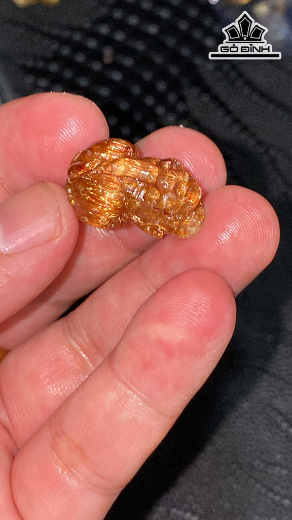 Mặt Dây Chuyền Tỳ Hưu Đá Thạch Anh Tóc Nâu Cao 23 Ngang 23,9 Sâu 12,2 (mm) 5,8gr