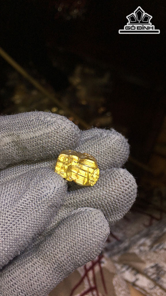 Tỳ Hưu Đá Thạch Anh Tóc Vàng Cao 15,8 Ngang 10,8 Sâu 8,3 (mm) 2,7gr