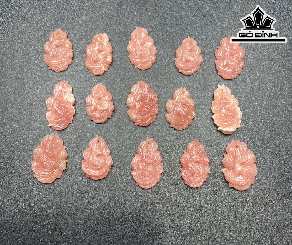 Mặt Dây Chuyền Hồ Ly Đá Đào Hoa Cao 3,5 (cm)
