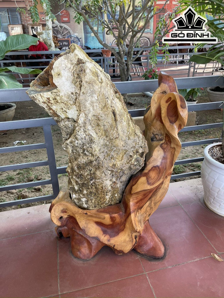 Tác Phẩm Gỗ Hóa Thạch Cao 98 (cm) 140kg