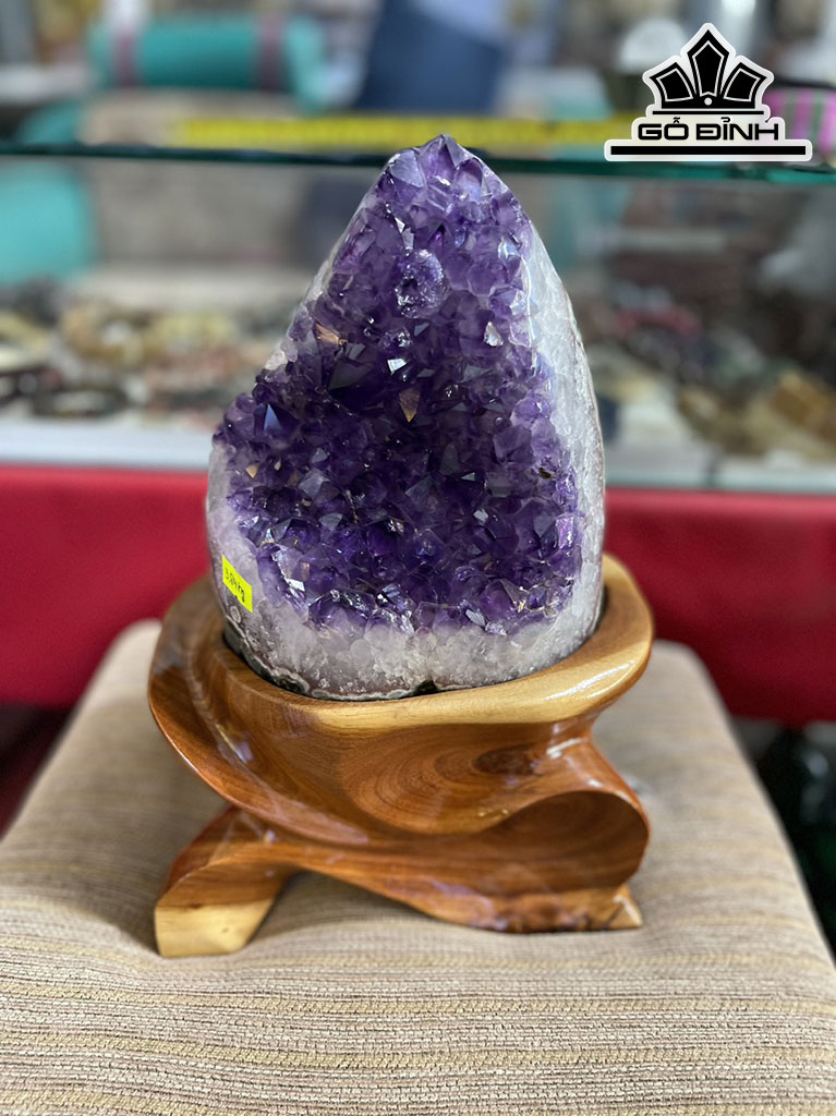 Tinh Thể Đá Thạch Anh Tím Cao 30 (cm) 6kg