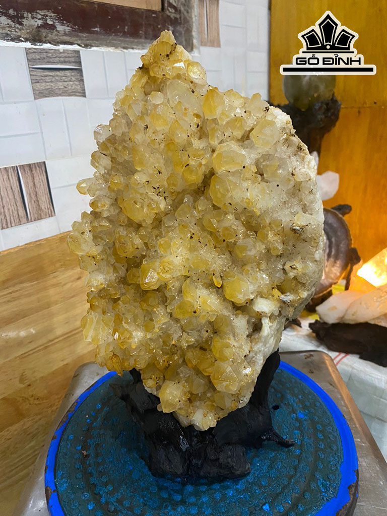 Tinh Thể Đá Thạch Anh Vàng Cao 37 (cm) 5,7kg