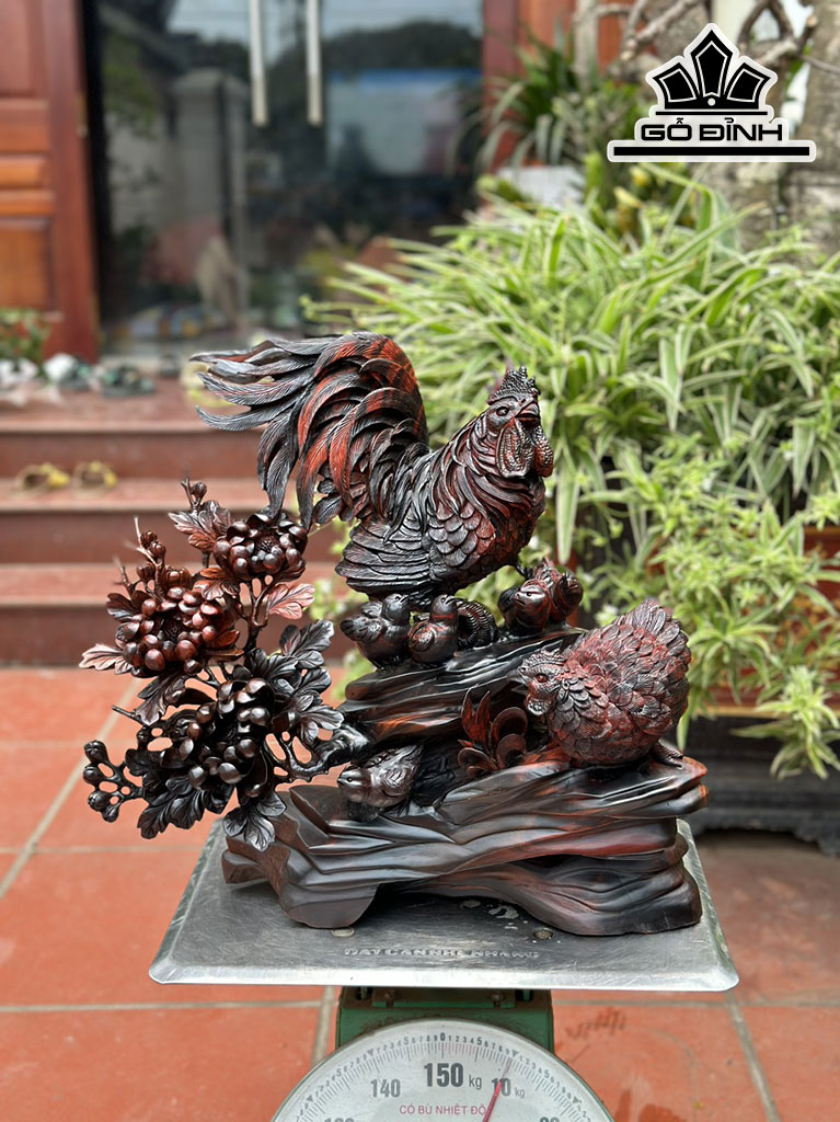 Tượng Gia Đình Gà Gỗ Trắc Cao 47 Ngang 48 Sâu 28 (cm)