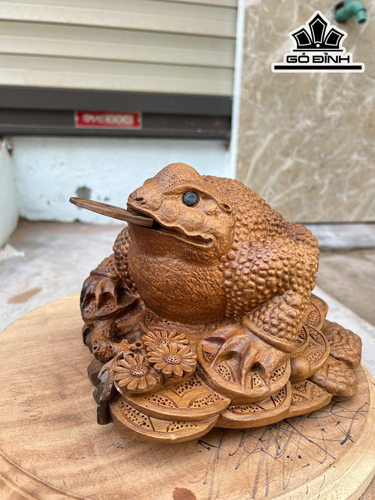 Tượng Thiềm Thừ Gỗ Bách Xanh Cao 15 Ngang 22 Sâu 20 (cm)