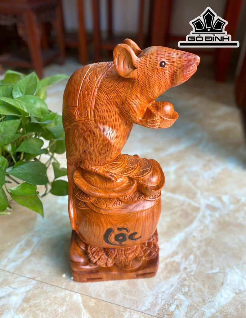 Tượng Chuột Phong Thủy Gỗ Hương Cao 44 Ngang 18 Sâu 12 (cm)