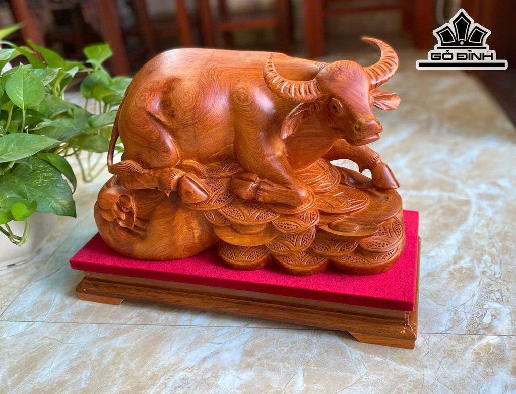 Tượng Trâu Gỗ Hương Cao 30 Ngang 40 Sâu 16 (cm)