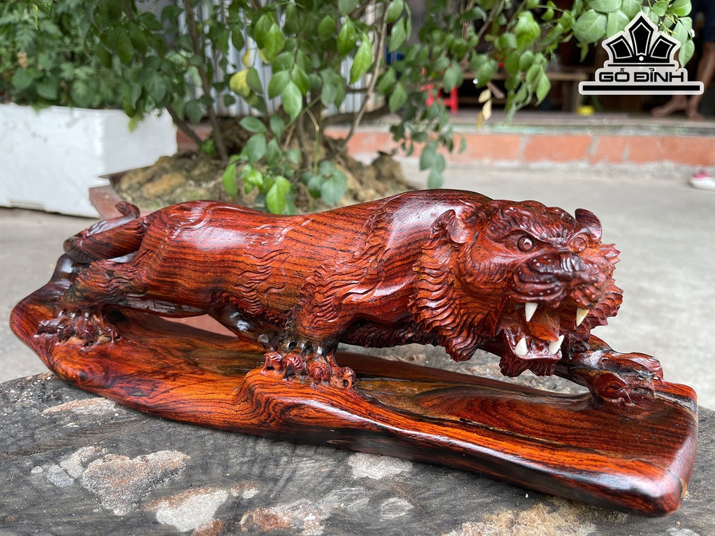 Tượng Hổ Phong Thủy Gỗ Trắc Cao 12 Ngang 36 Sâu 12 (cm)