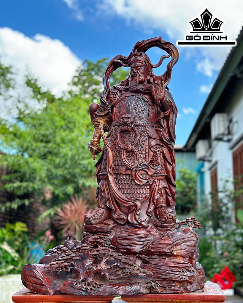 Tượng Quan Công Gỗ Trắc Cao 87 Ngang 53 Sâu 42 (cm)