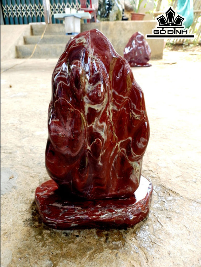 Tác Phẩm Đá Serpentine Cao 31 Ngang 17 (cm) 7kg