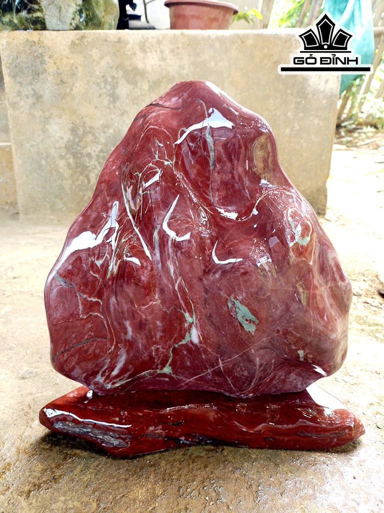 Tác Phẩm Đá Serpentine Cao 35 Ngang 29 (cm) 9kg