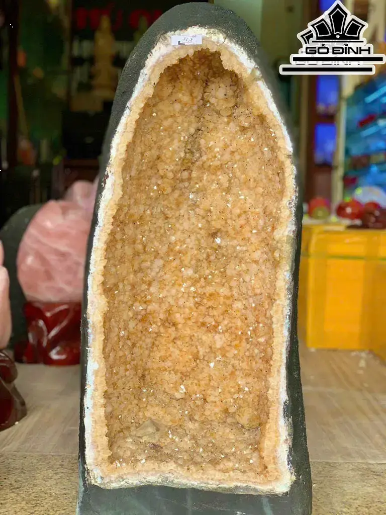 Hốc Đá Thạch Anh Vàng Cao 75 Ngang 30 (cm) 71,7kg