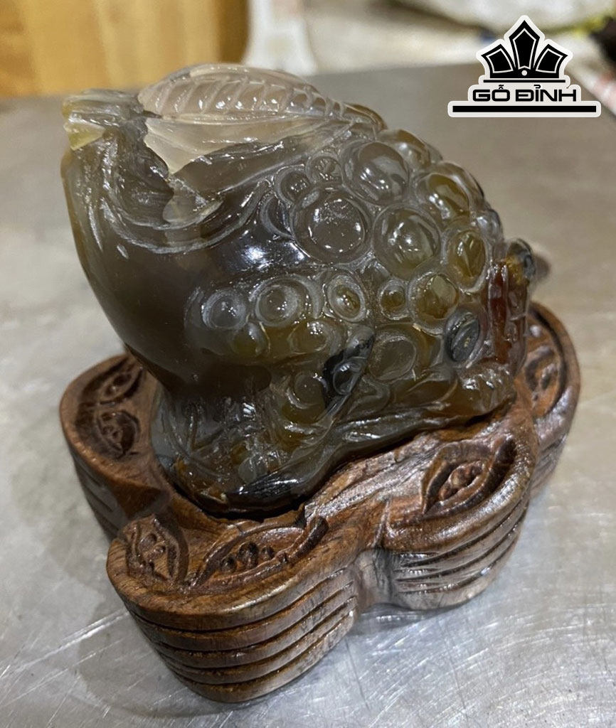 Tác Phẩm Thiềm Thừ Đá Mã Não Cao 8 Ngang 8 Sâu 8 (cm) 500gr